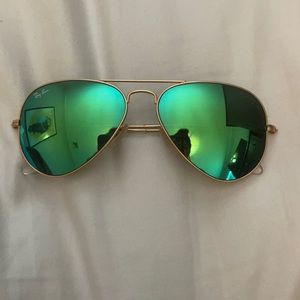 Ray Ban Aviator Sunglasses